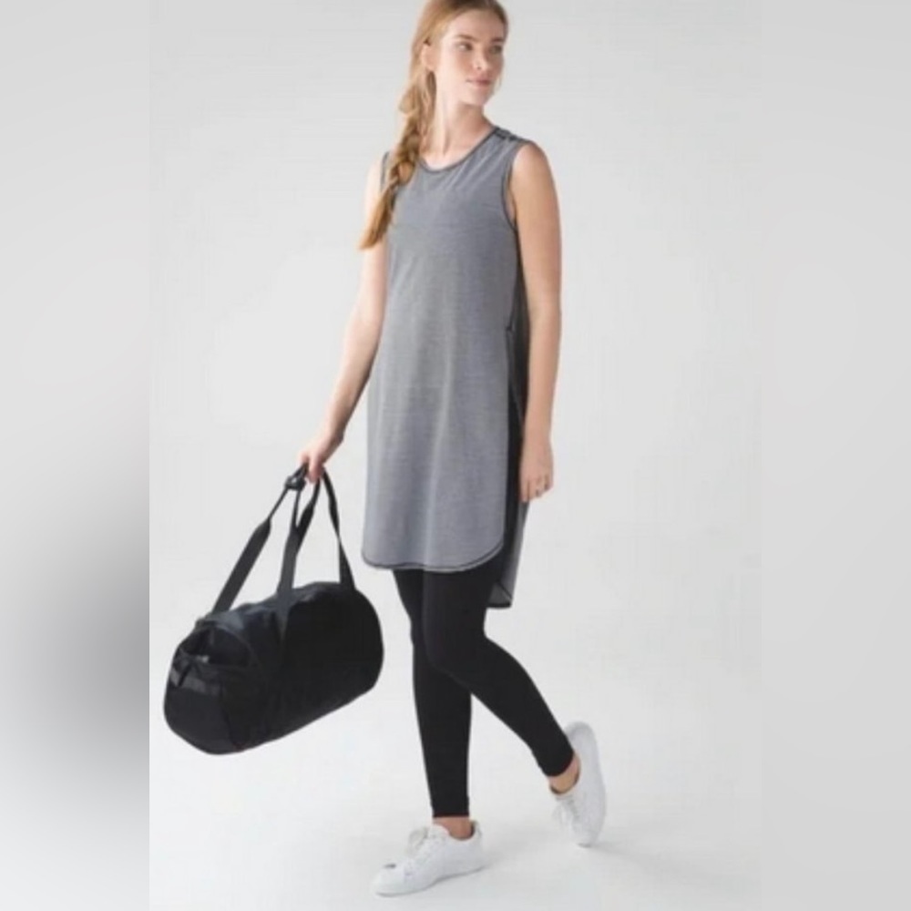 Lululemon Breeze By Tunic Mini Pop Stripe Black White Size 6